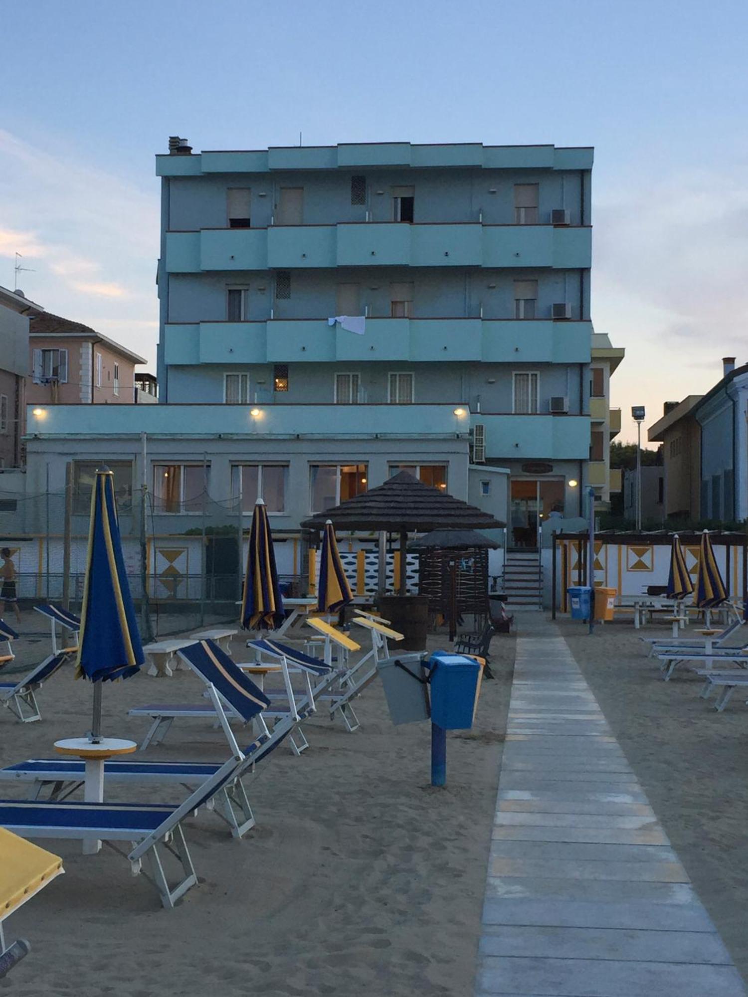 Hotel Acquamarina Viserba Rimini Kültér fotó